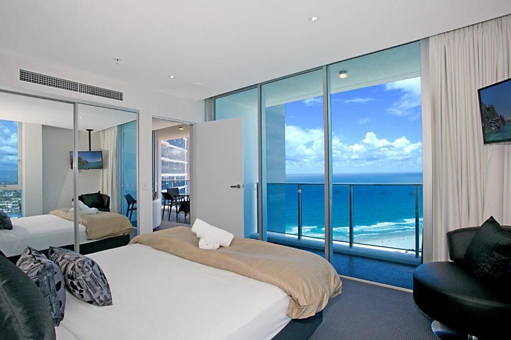 H Luxury Residence Surfers Paradise Gold Coast Private Homes 